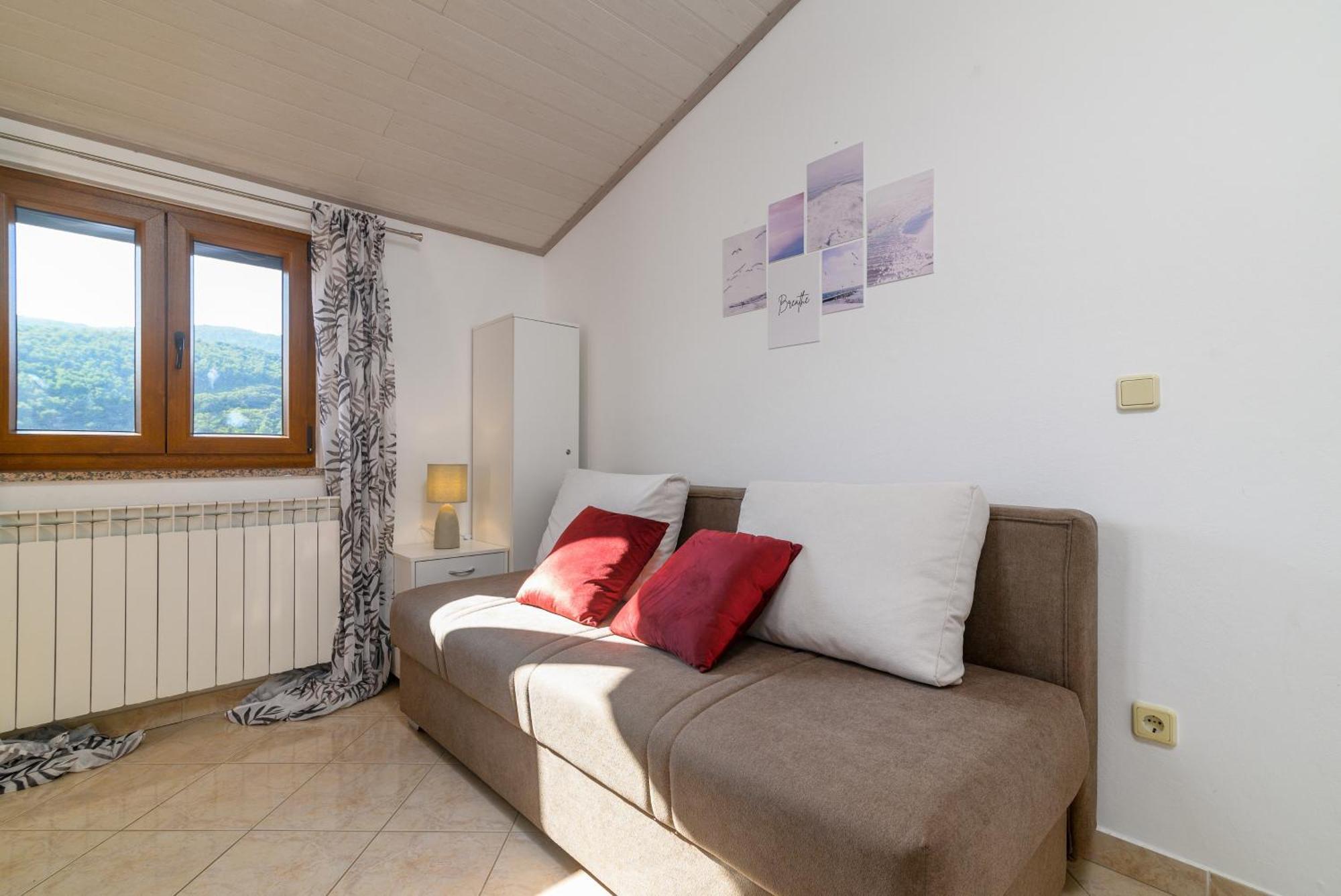 Apartments By The Sea Duga Luka - Prtlog, Labin - 2335 Bilik gambar