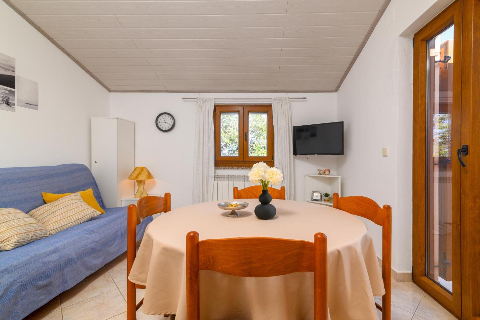 Apartments By The Sea Duga Luka - Prtlog, Labin - 2335 Bilik gambar